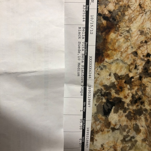 Bella Vita "Beta" black suede and tortoise pumps - Picture 5 of 6